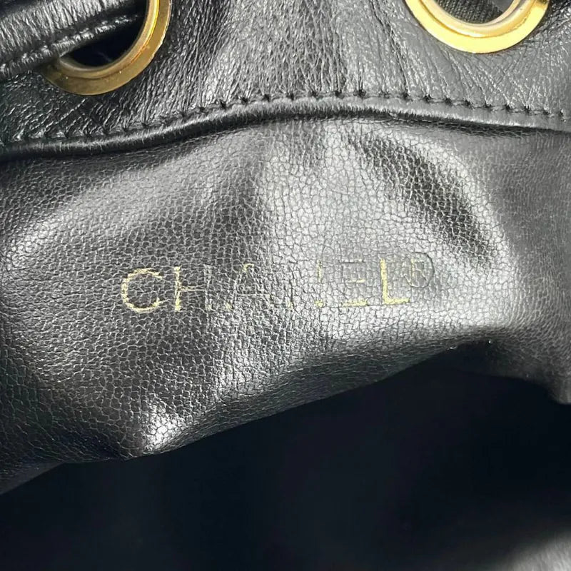 jw376-chanel-vintage-black-lambskin-bucket-bag