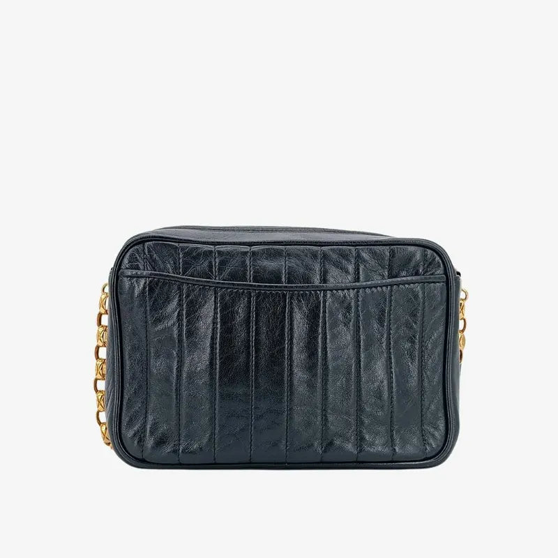 js390-chanel-vintage-black-lambskin-tassels-gold-chain-camera-bag
