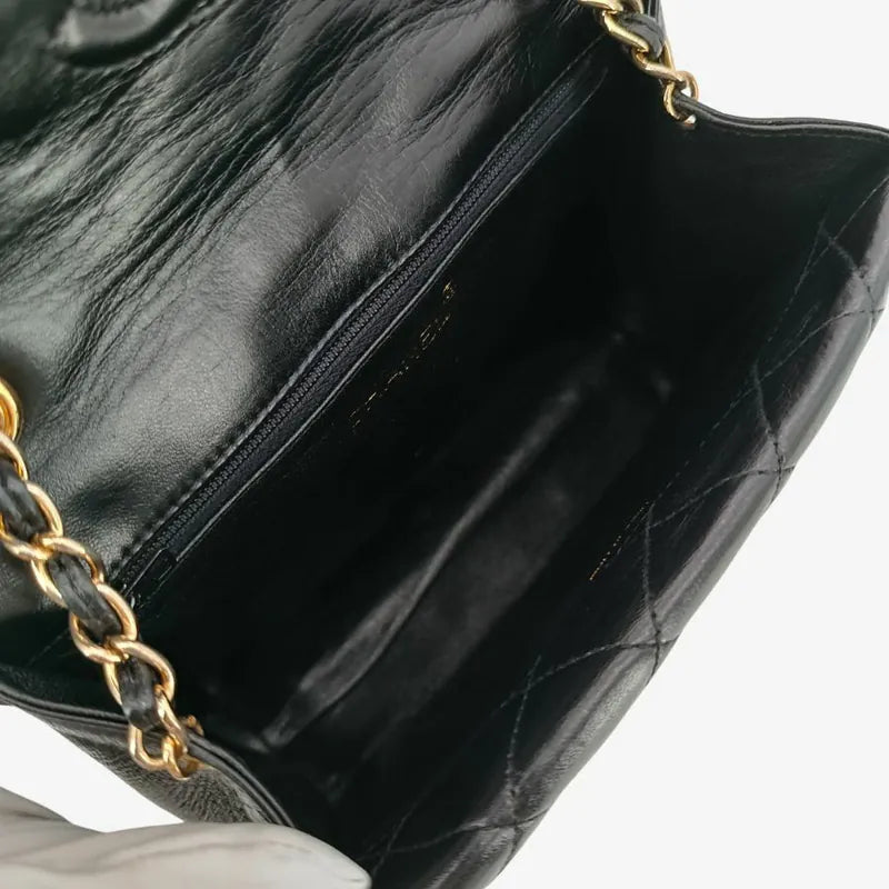 rb019-chanel-vintage-black-lambskin-asymmetric-flap-bag