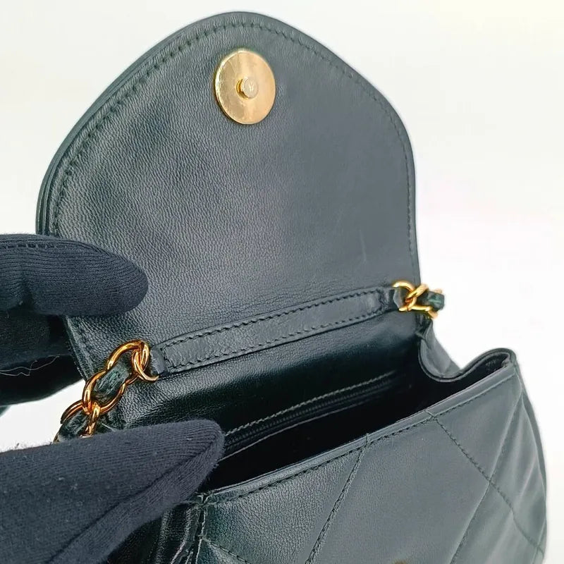 ra494-chanel-vintage-dark-green-lambskin-quilted-flap-bag