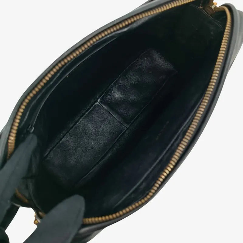 c422-chanel-vintage-black-lambskin-clover-chain-camera-bag