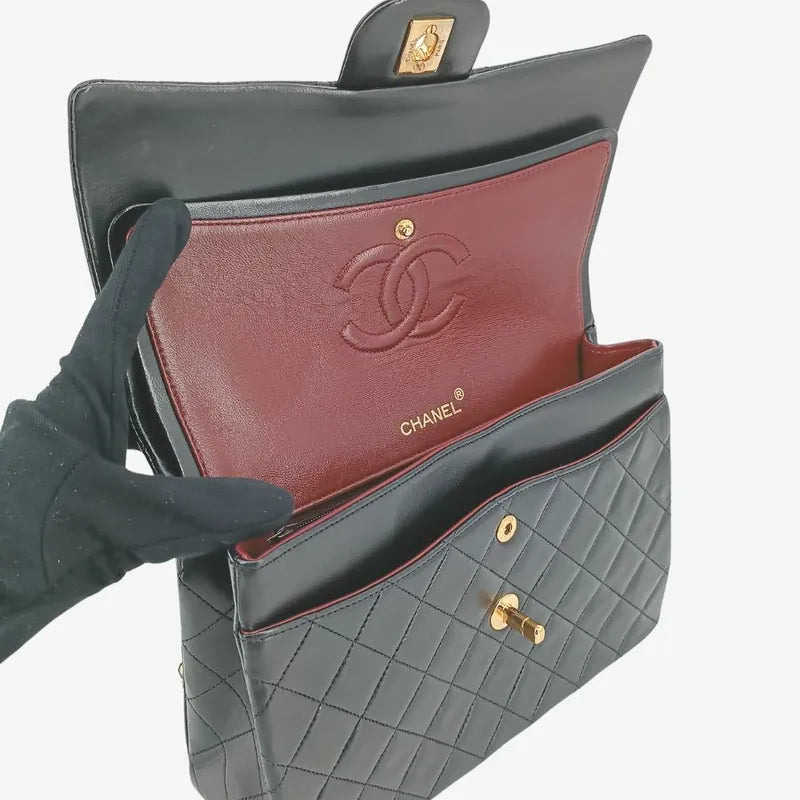 ra374-chanel-vintage-black-lambskin-25cm-flap-bag