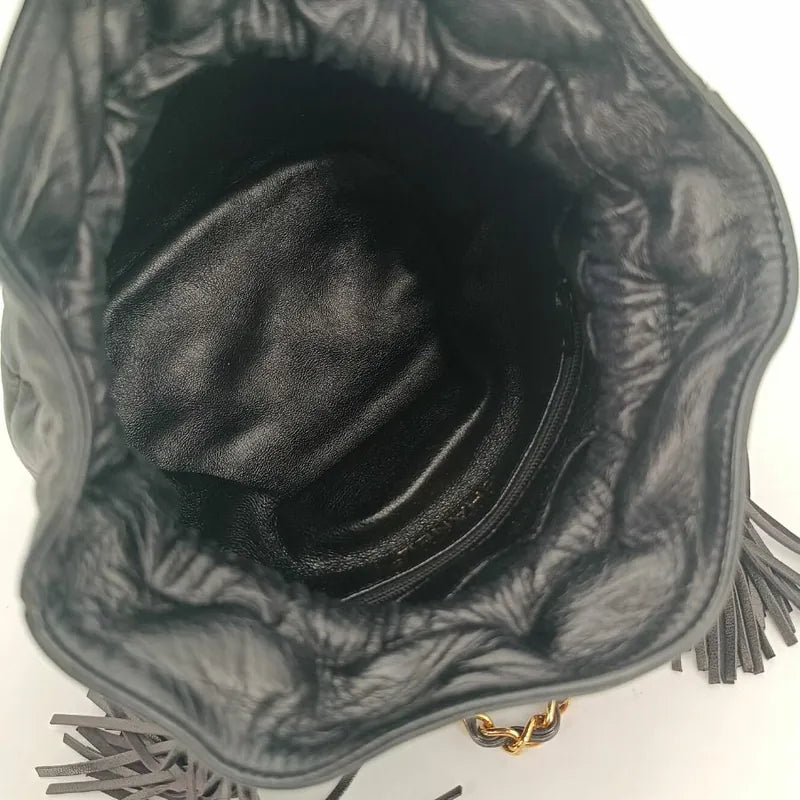 jt183-chanel-vintage-black-lambskin-drawstring-bucket-bag