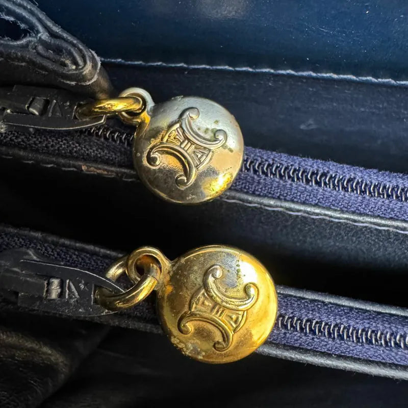rc933-celine-vintage-c-macadam-horse-carriage-canvas-navy-shoulder-bag