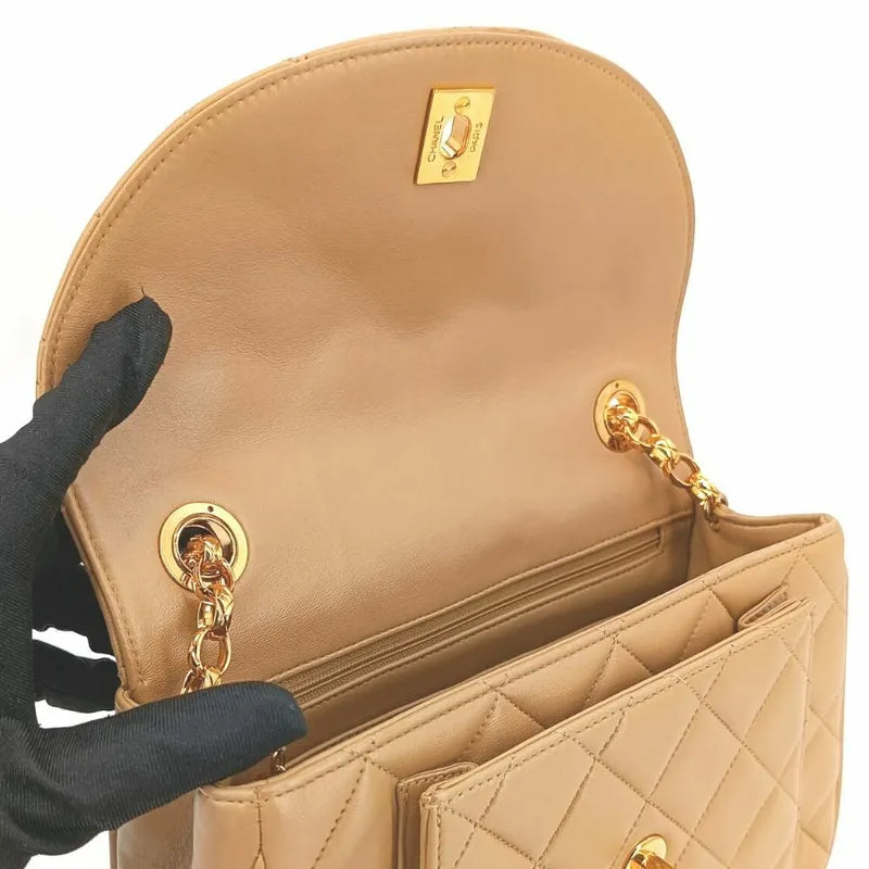 ra504-chanel-vintage-beige-lambskin-gold-chain-flap-bag