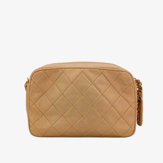 jt915-chanel-vintage-beige-lambskin-quilted-camera-bag