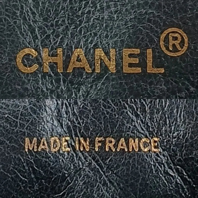 ra813-chanel-vintage-black-lambskin-quilted-camera-bag