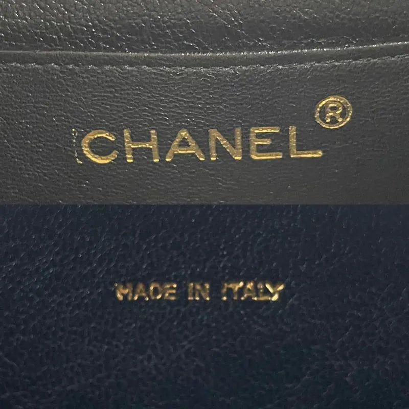 jw592-chanel-vintage-black-lambskin-chevron-box-bag
