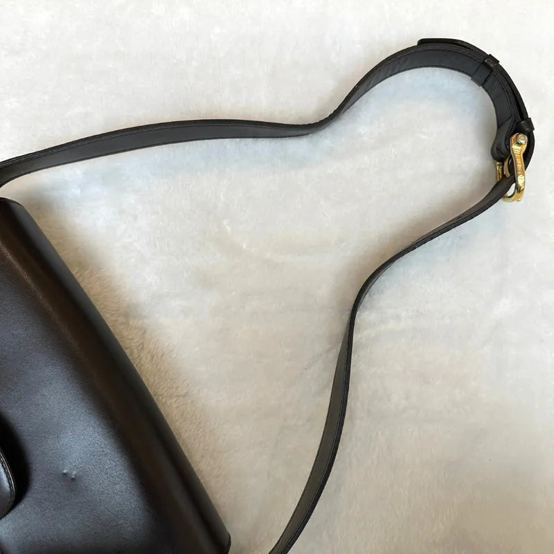 jw630-celine-vintage-calf-leather-shoulder-bag