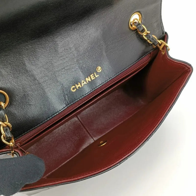 jt012-chanel-vintage-black-lambskin-25cm-diana-flap-bag