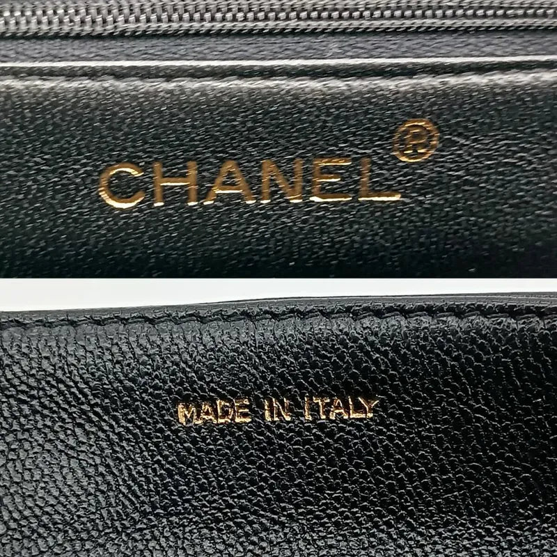 js723-chanel-vintage-black-lambskin-full-flap-bag
