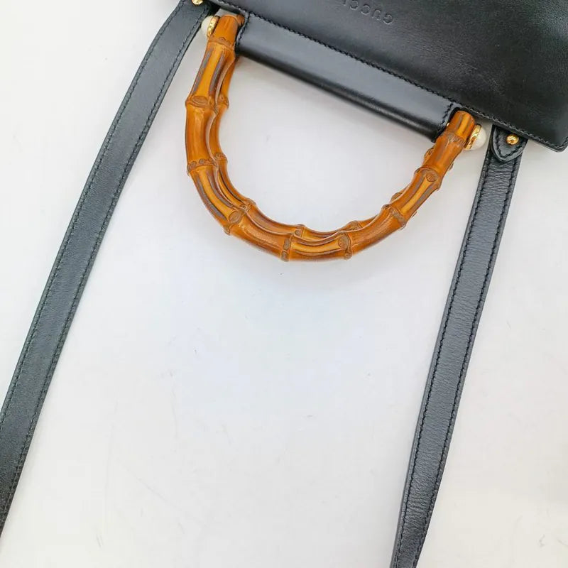 ju278-gucci-black-leather-nimfair-bamboo-shoulder-bag