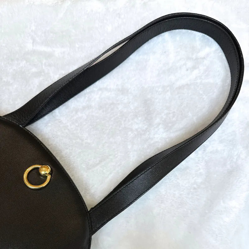 rc930-celine-vintage-black-leather-shoulder-bag