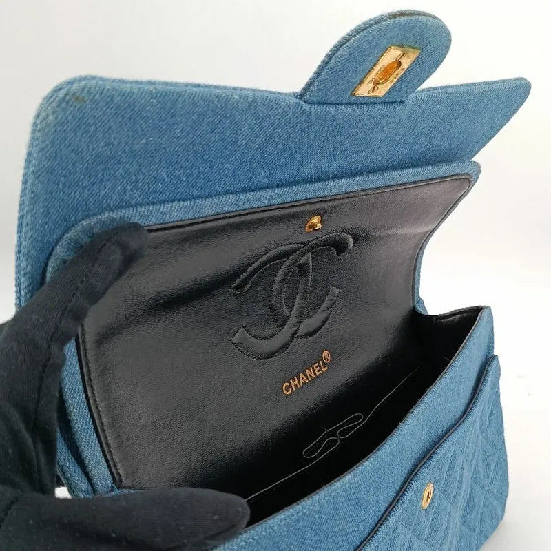 c376-chanel-vintage-blue-denim-23cm-classic-flap-bag