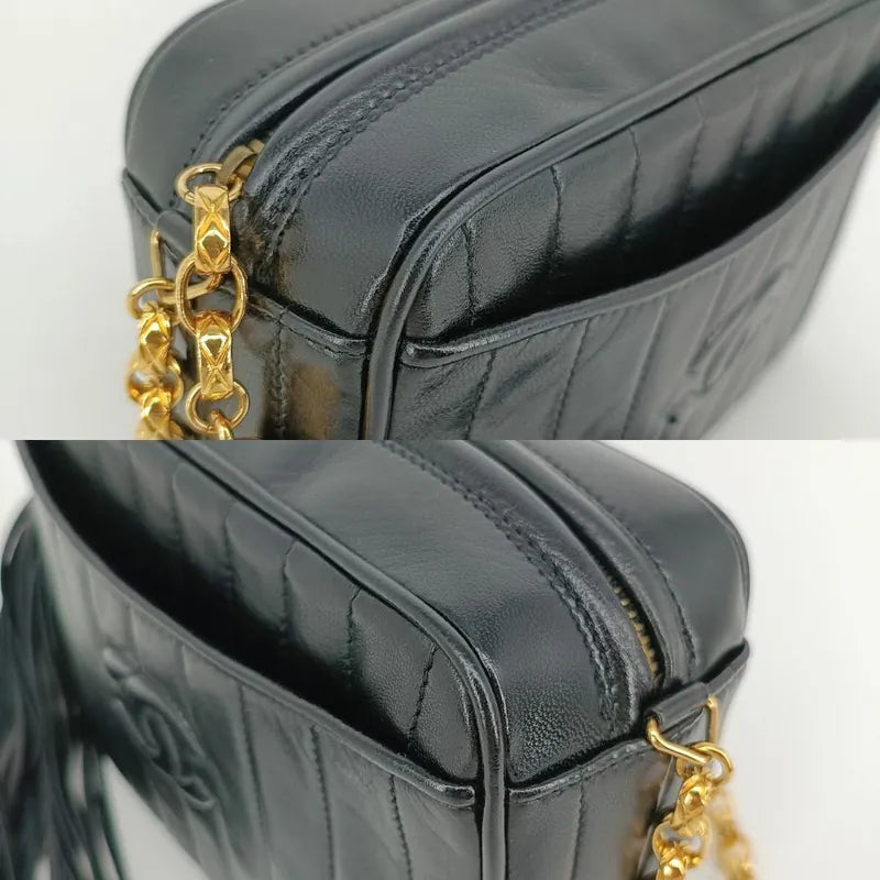 jr886-chanel-vintage-black-lambskin-tassels-gold-chain-camera-bag