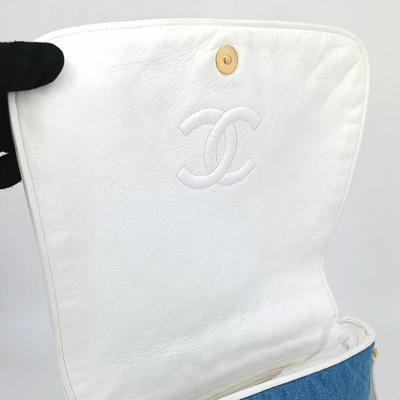 90198718-chanel-vintage-bicolor-blue-white-denim-flap-bag