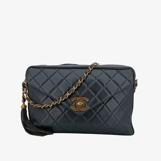 jr201-chanel-vintage-black-lambskin-pocket-camera-bag