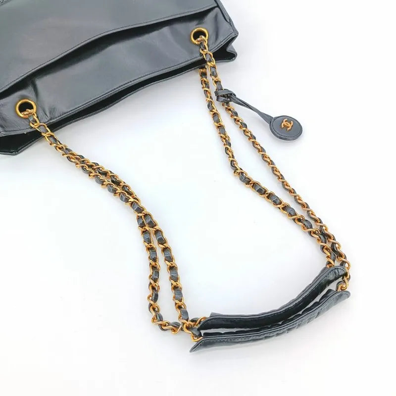 jt025-chanel-vintage-black-lambskin-quilted-tote-bag