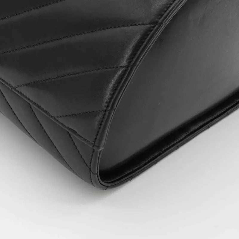 jq979-chanel-vintage-black-lambskin-flap-bucket-bag