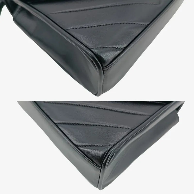 rb581-chanel-vintage-black-lambskin-chevron-flap-bag