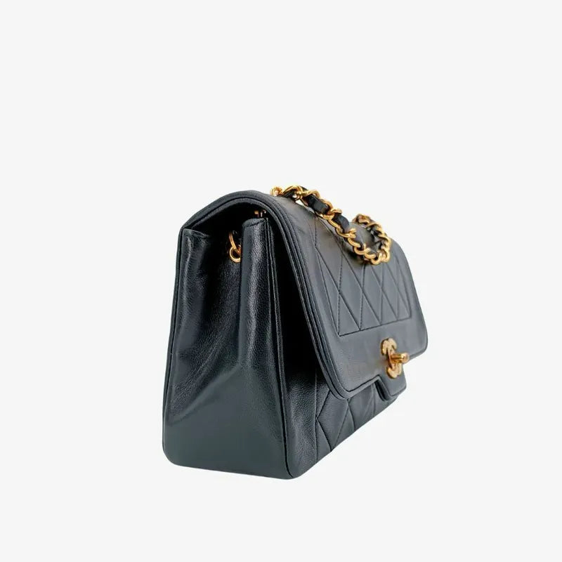 jr660-chanel-vintage-black-lambskin-quilted-flap-bag