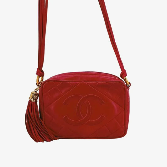 jt690-chanel-vintage-red-lambskin-tassel-camera-bag