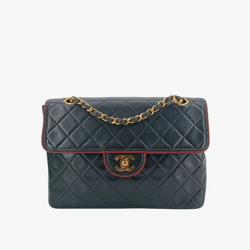jt148-chanel-vintage-black-lambskin-23cm-flap-bag