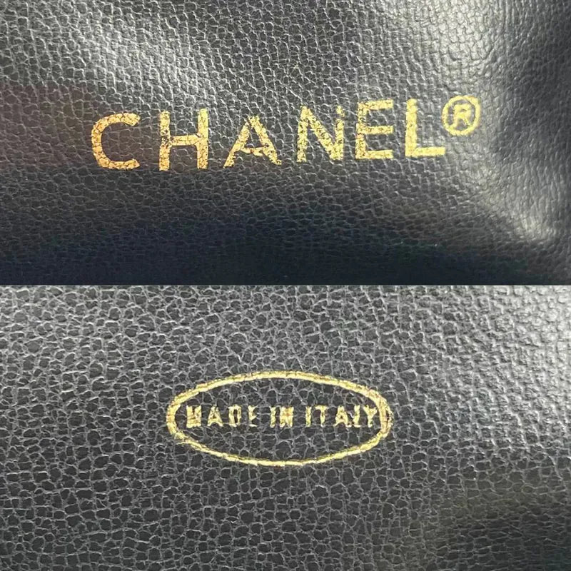 jw573-chanel-vintage-black-lambskin-bucket-bag