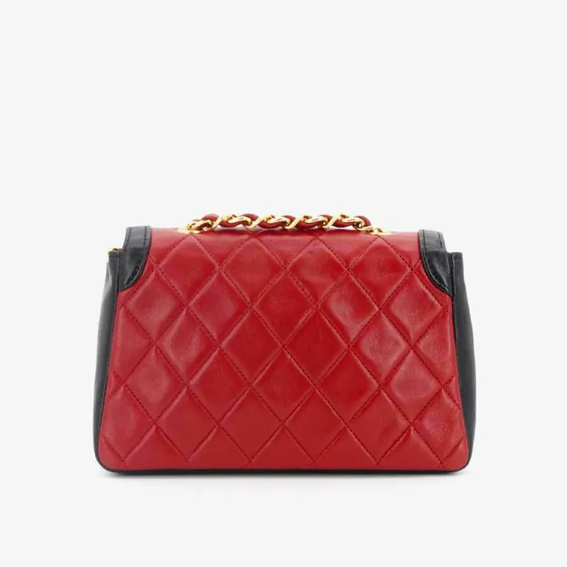 js002-chanel-vintage-bicolor-red-black-lambskin-quilted-flap-bag