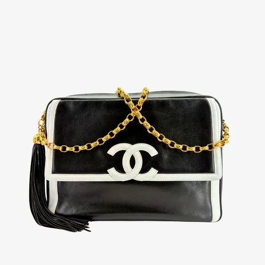 JZ876 - CHANEL Vintage White & Black Lambskin Gold Chain Camera Bag