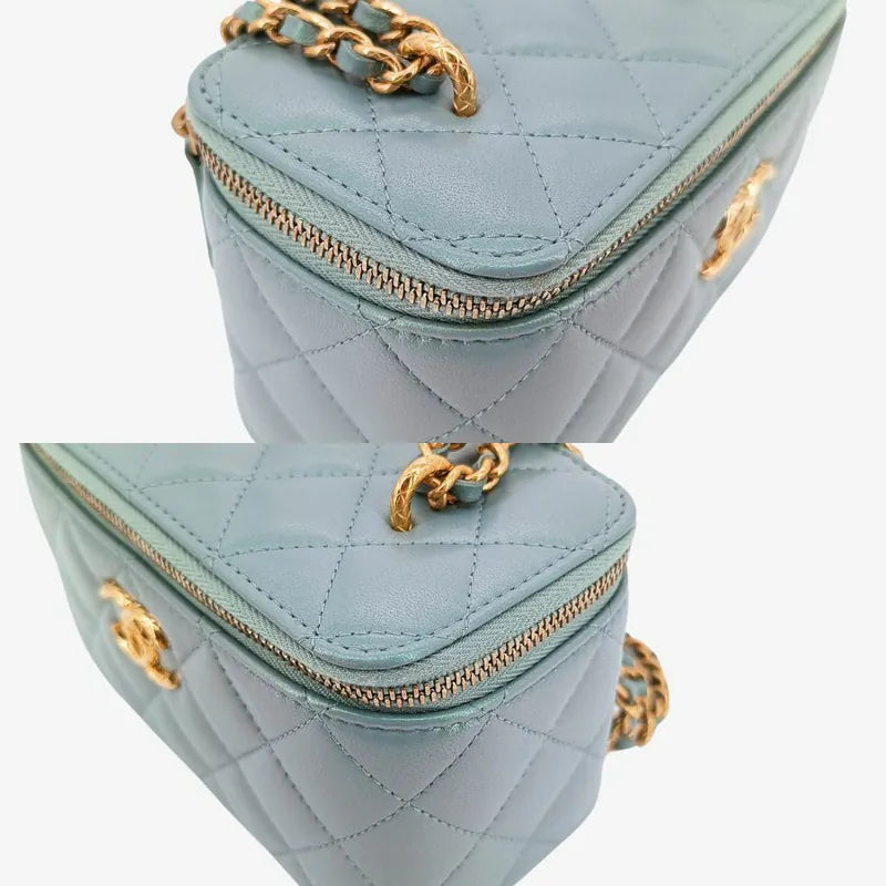 c493-chanel-metallic-light-green-lambskin-long-vanity-case