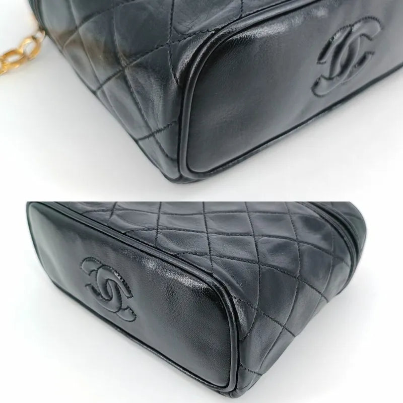jt264-chanel-vintage-black-lambskin-tassels-gold-chain-camera-bag