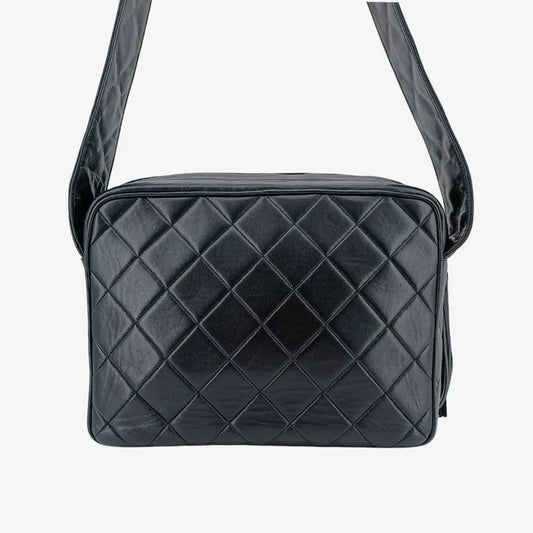 jw029-chanel-vintage-navy-lambskin-tessel-camera-bag