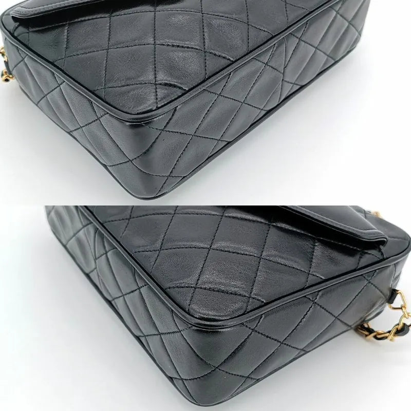 js916-chanel-vintage-black-lambskin-tassel-camera-bag
