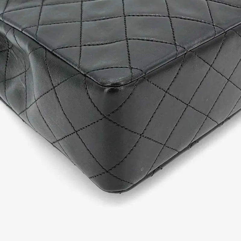 jq932-chanel-vintage-black-lambskin-trapezoid-flap-bag
