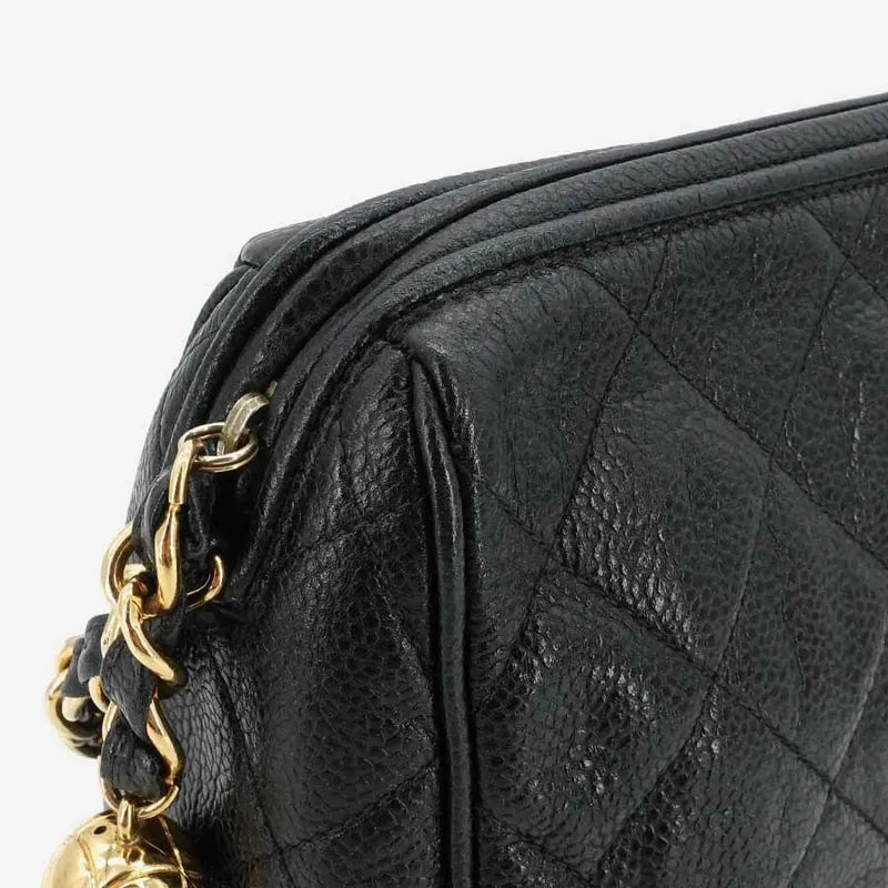 jah48-chanel-vintage-black-caviar-golden-ball-camera-bag