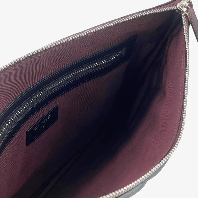 re127-chanel-black-caviar-leather-classic-zipped-pouch