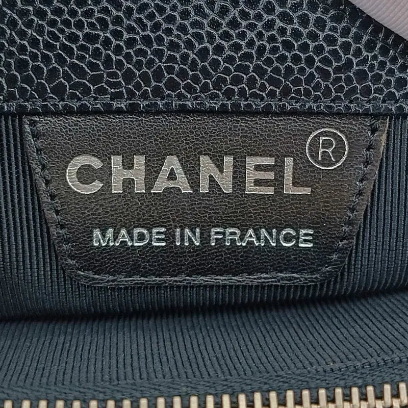 ju664-chanel-vintage-black-caviar-leather-top-metal-handle-bag
