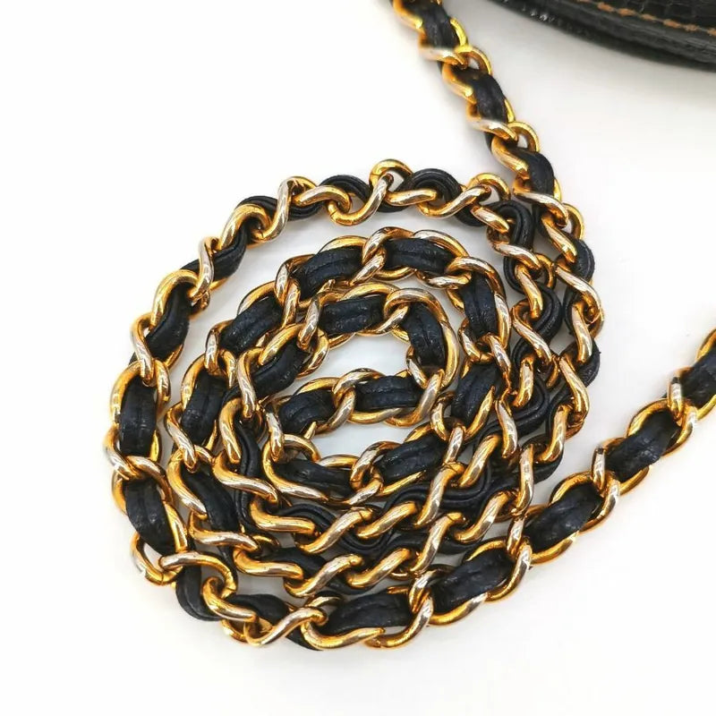 c348-chanel-vintage-black-lizard-skin-round-camera-bag