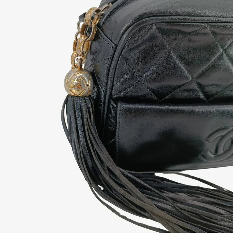 jah158-chanel-vintage-black-lambskin-tassels-gold-chain-camera-bag