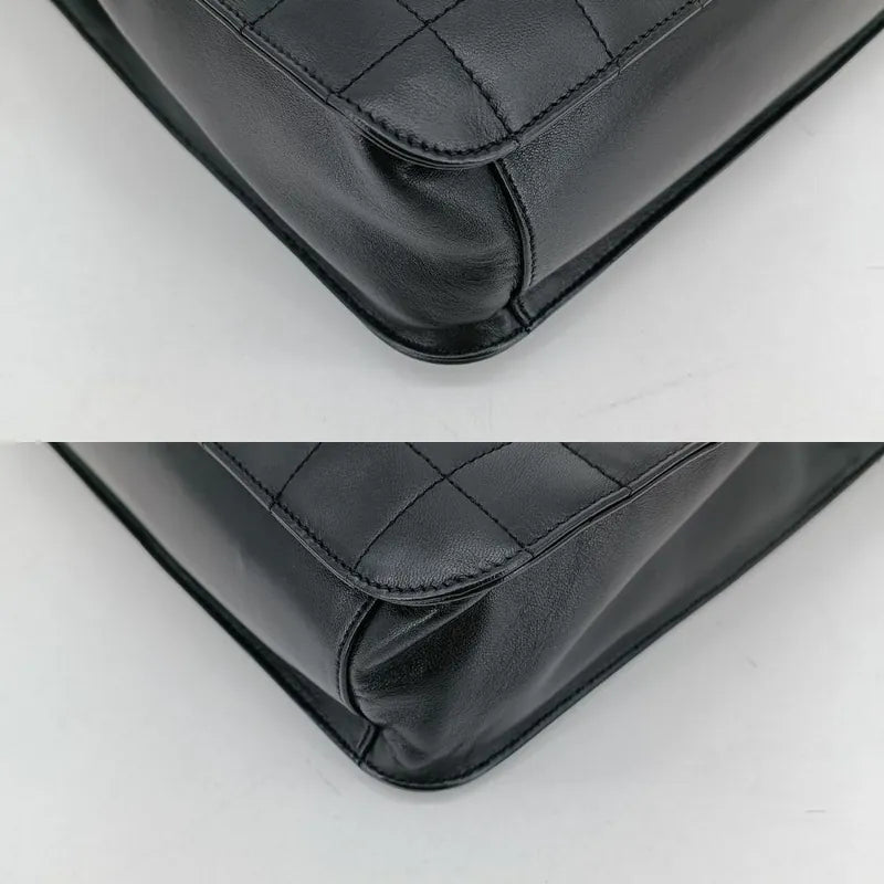 rb512-chanel-vintage-black-lambskin-chocolate-bar-tote-bag