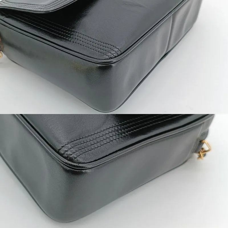 jr466-chanel-vintage-black-lambskin-tassel-camera-bag