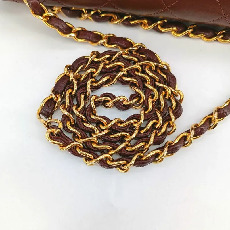 ra370-chanel-vintage-burgundy-lambskin-23cm-classic-flap-bag