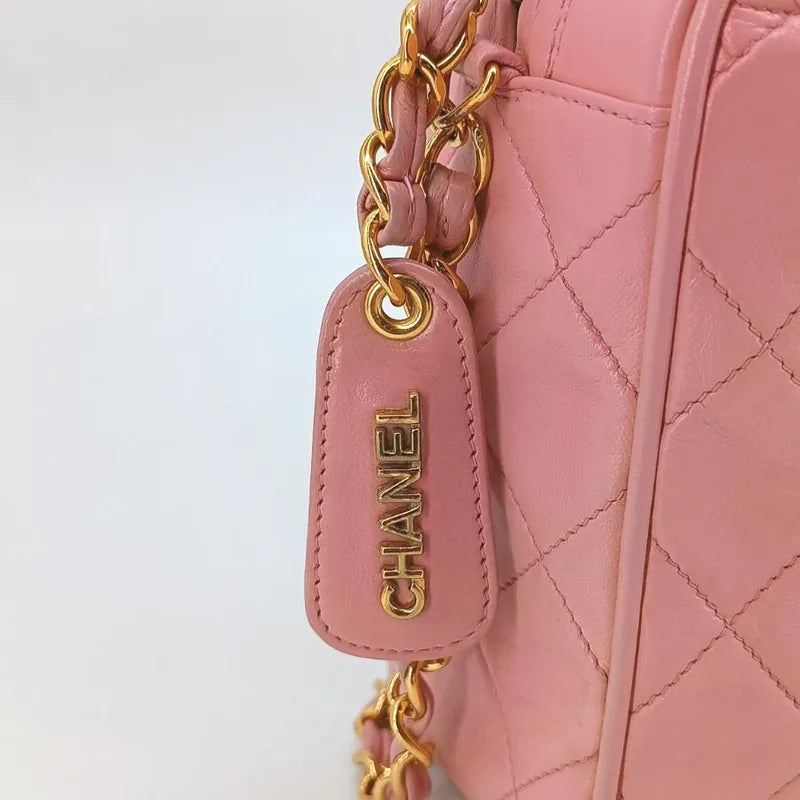 jah172-chanel-vintage-pink-lambskin-quilted-camera-bag