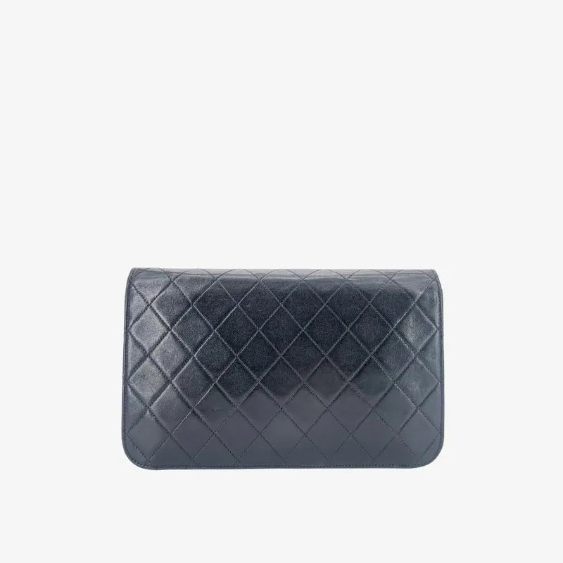 c519-chanel-vintage-black-lambskin-full-flap-bag