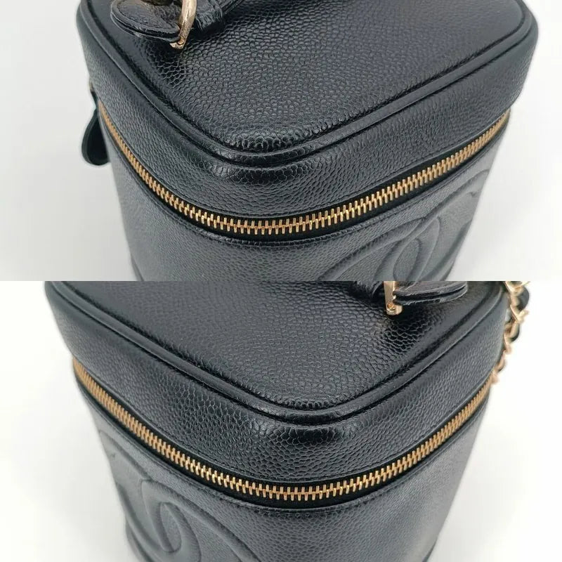 jt097-chanel-vintage-black-caviar-leather-cosmetic-bag