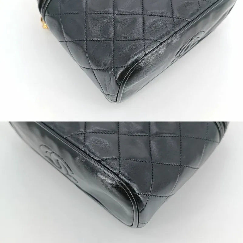 ra438-chanel-vintage-black-lambskin-tassels-gold-chain-camera-bag