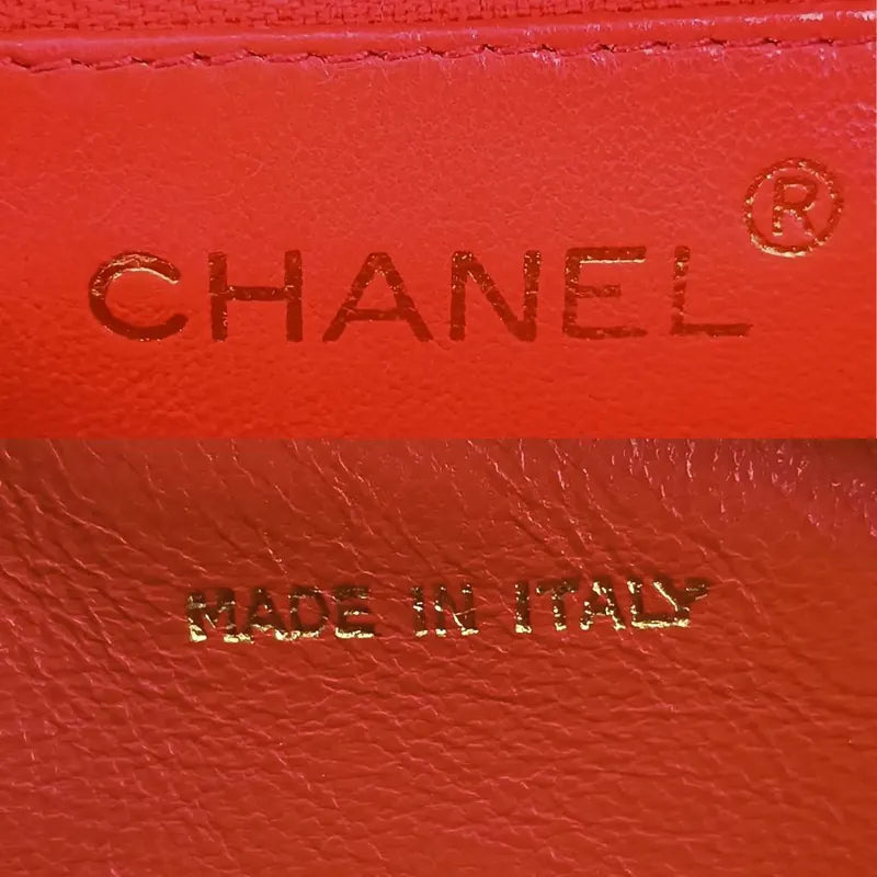 js561-chanel-vintage-black-satin-oval-camera-bag