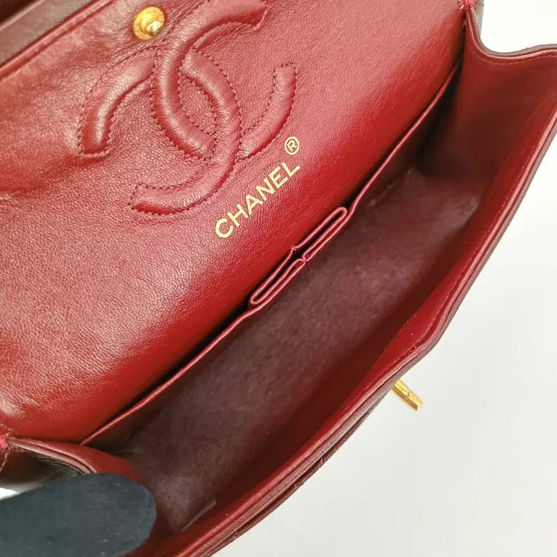 ra370-chanel-vintage-burgundy-lambskin-23cm-classic-flap-bag