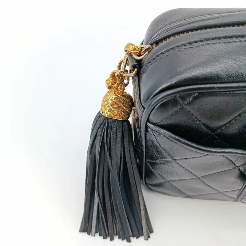 jt276-chanel-vintage-black-lambskin-gold-chain-tassel-camera-bag